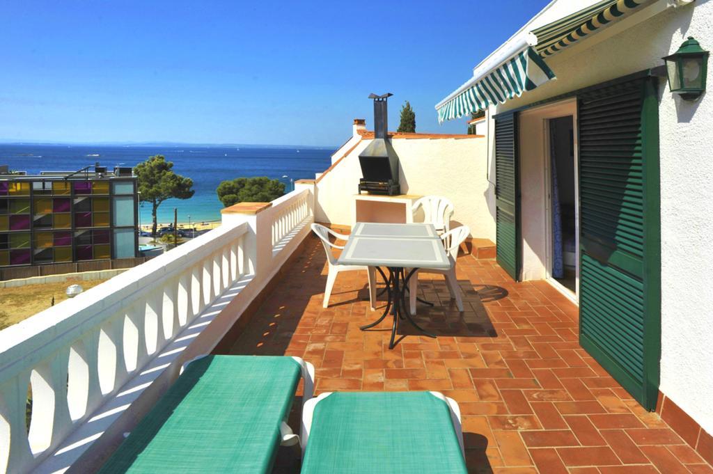 Apartaments El Berganti En Canyelles Petites Roses Exterior photo