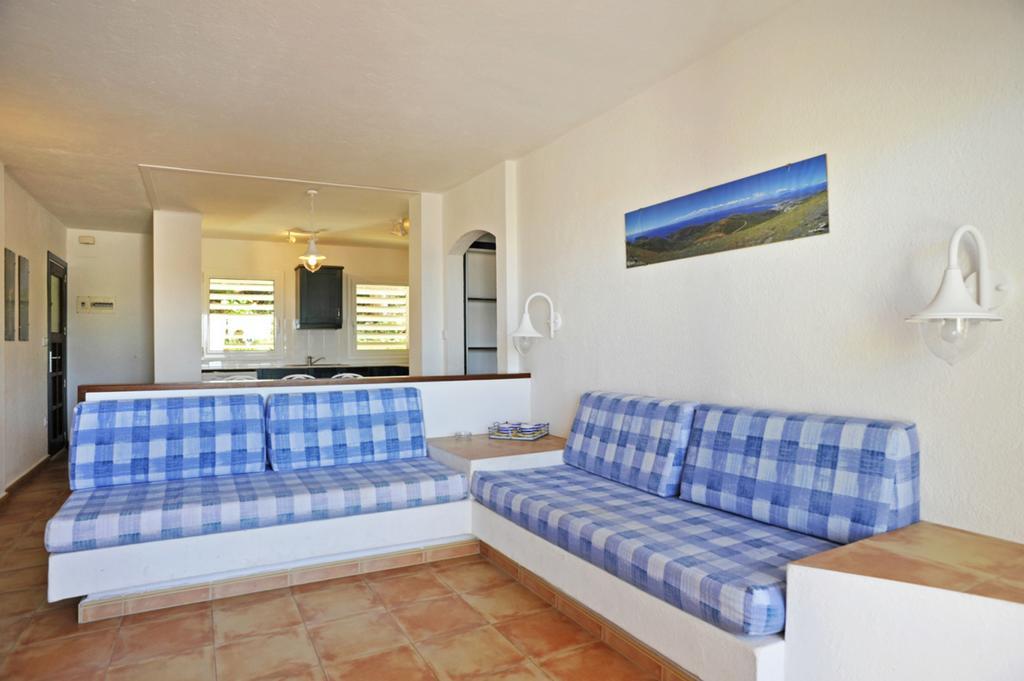 Apartaments El Berganti En Canyelles Petites Roses Exterior photo