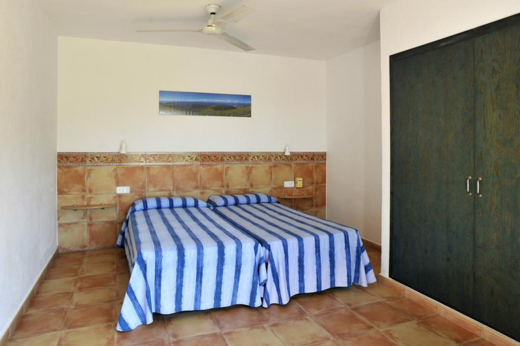 Apartaments El Berganti En Canyelles Petites Roses Room photo